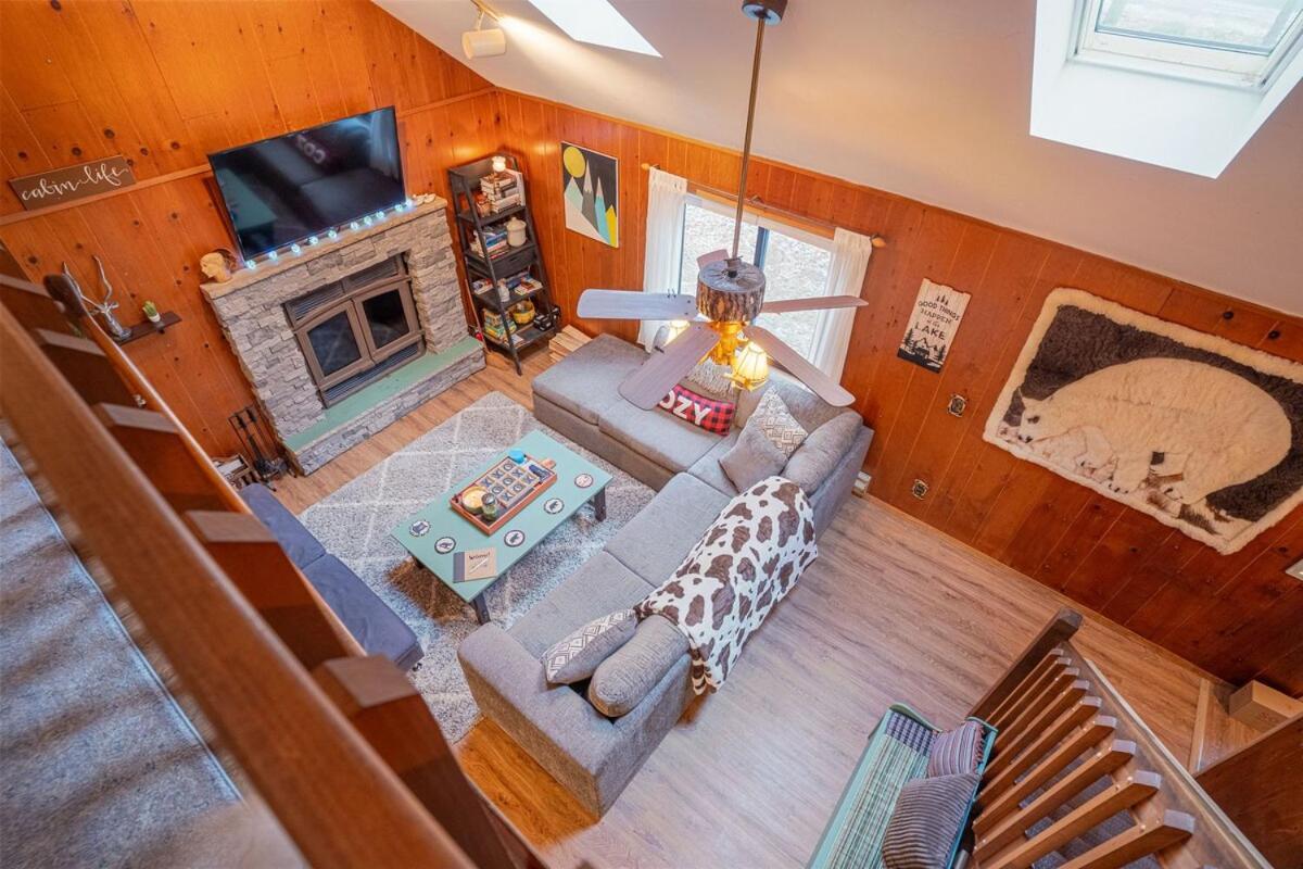 Holiday home Arrowheadlake,videogames,fireplace,firepit,grill *